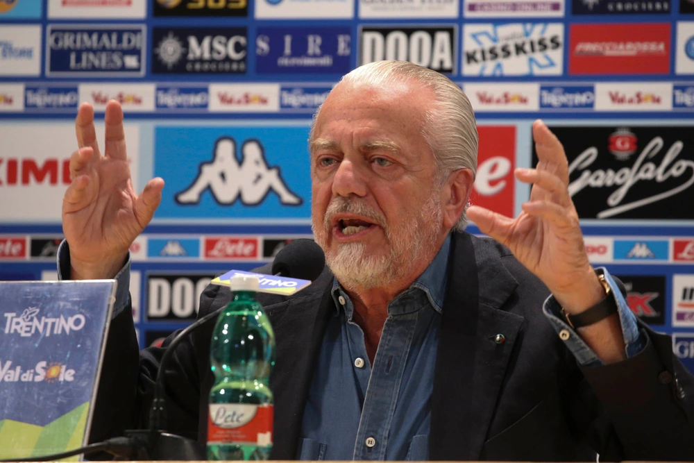falso in bilancio napoli