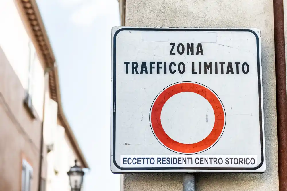 orari ztl napoli