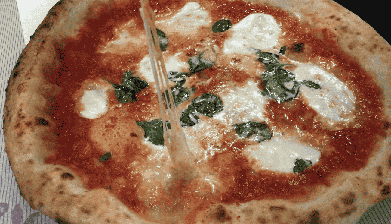 pizza village a napoli 2025