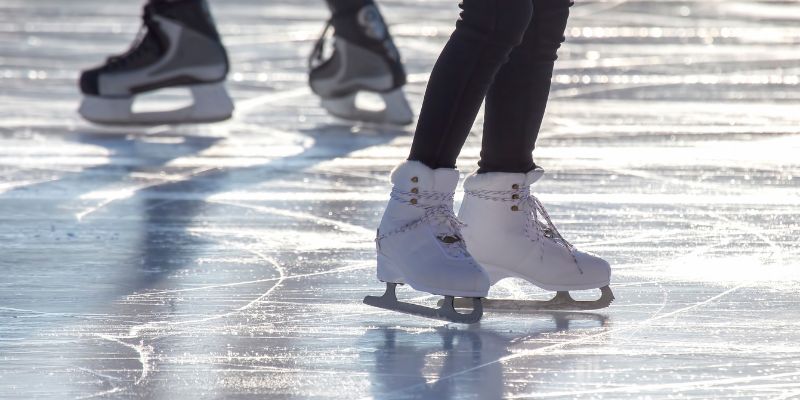 Piste di pattinaggio sul ghiaccio a Salerno 2025 &ndash; 2026 dove si trovano, prezzi e informazioni