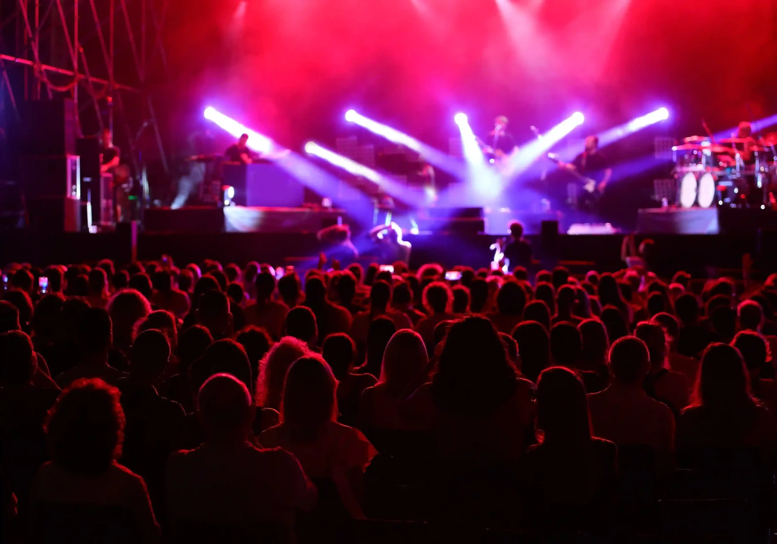 Concerto Elisa a Eboli 2026: orari, biglietti, Palasele e consigli pratici
