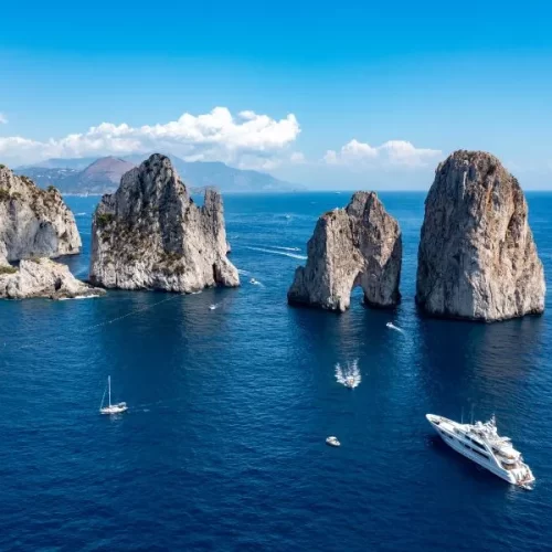 cosa fare a napoli d'estate