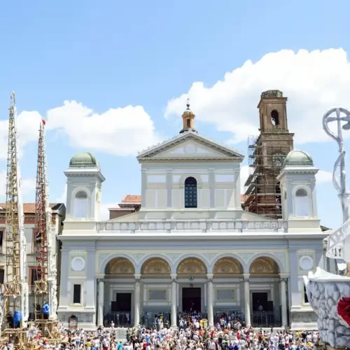 Festa dei gigli a Nola: Storia, Origini e Date