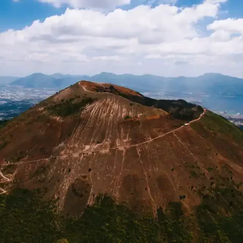 Escursione sul Vesuvio: Come arrivare, cosa vedere e altri consigli utili