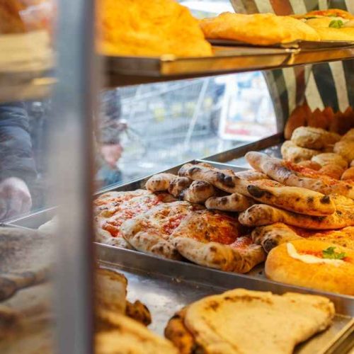 Le migliori pizze a portafoglio di Napoli