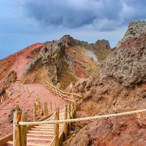 Come arrivare al Vesuvio: informazioni pratiche visite ed escursioni sul Vulcano di Napoli